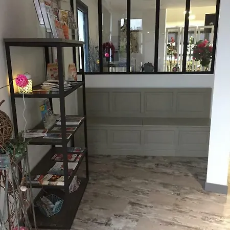 Lägenhetshotell Petite Pause Rochelaise *