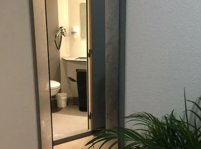 Petite Pause Rochelaise Hotel apartamentowy