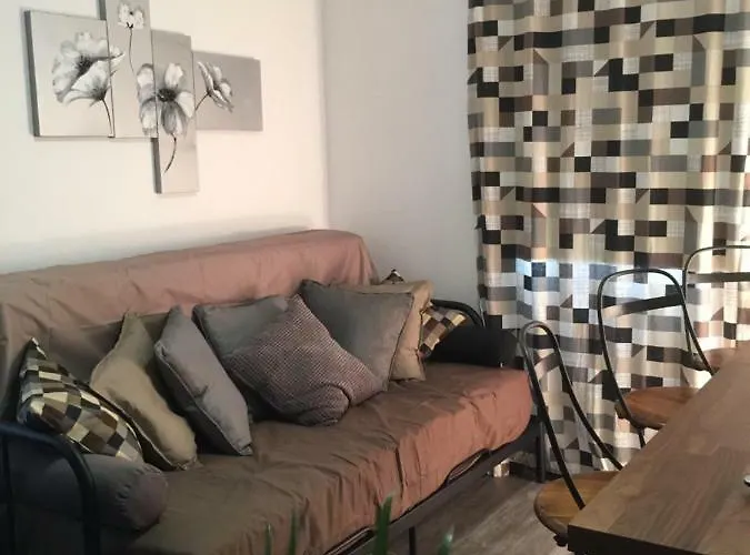 Hotel apartamentowy Petite Pause Rochelaise Aytré